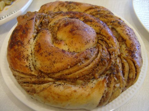 Haşhaşlı Tahinli Çörek Tarifi ve Malzemeleri